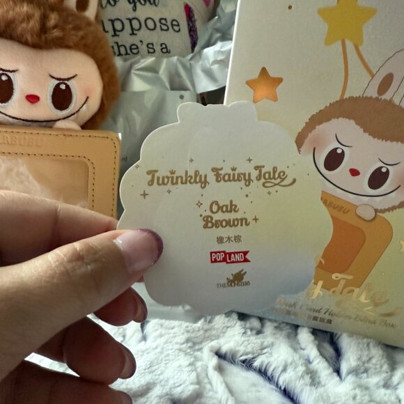POP LAND THE MONSTERS Twinkly Fairy Tale Plush Card Holder - Oak Brown - Picture 3 of 9